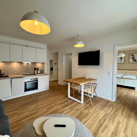 Salt & Salt & * Haffkrug